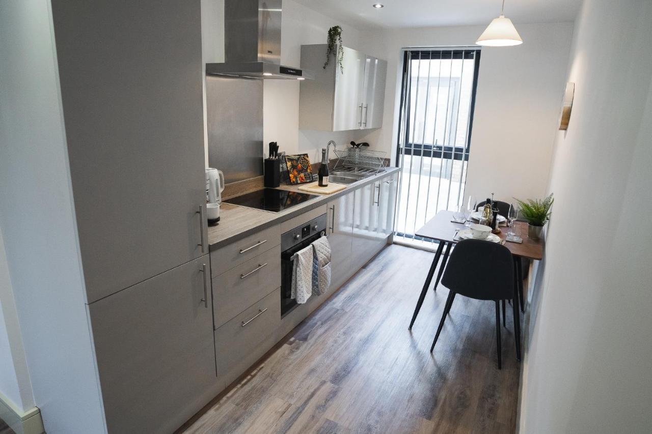 Modern 1-Bed Apartment - City Centre - Free Wi-Fi - New - Манчестер Экстерьер фото